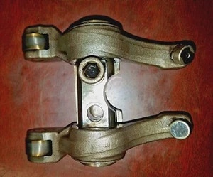 International Maxxforce 13 Rocker Arm 3136  3137 - Picture 1 of 7