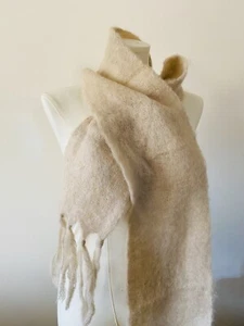 Pure Mohair Pile" St Albans" designer Scarf, made in Australia - Picture 1 of 9