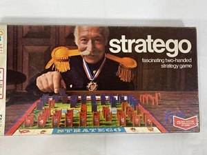 Juego de mesa de estrategia Stratego 1977 Milton Bradley Capture the Flag #4916 - Imagen 1 de 23