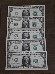 Lot 5 $1 fancy serial numbers broken ladders UNC digits 0 through 7 ungraded - Picture 1 of 3