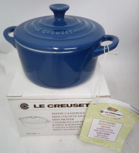 Cazuela redonda Le Creuset Petite Mini Cocotte 8oz NUEVA con caja AZUL - Imagen 1 de 2
