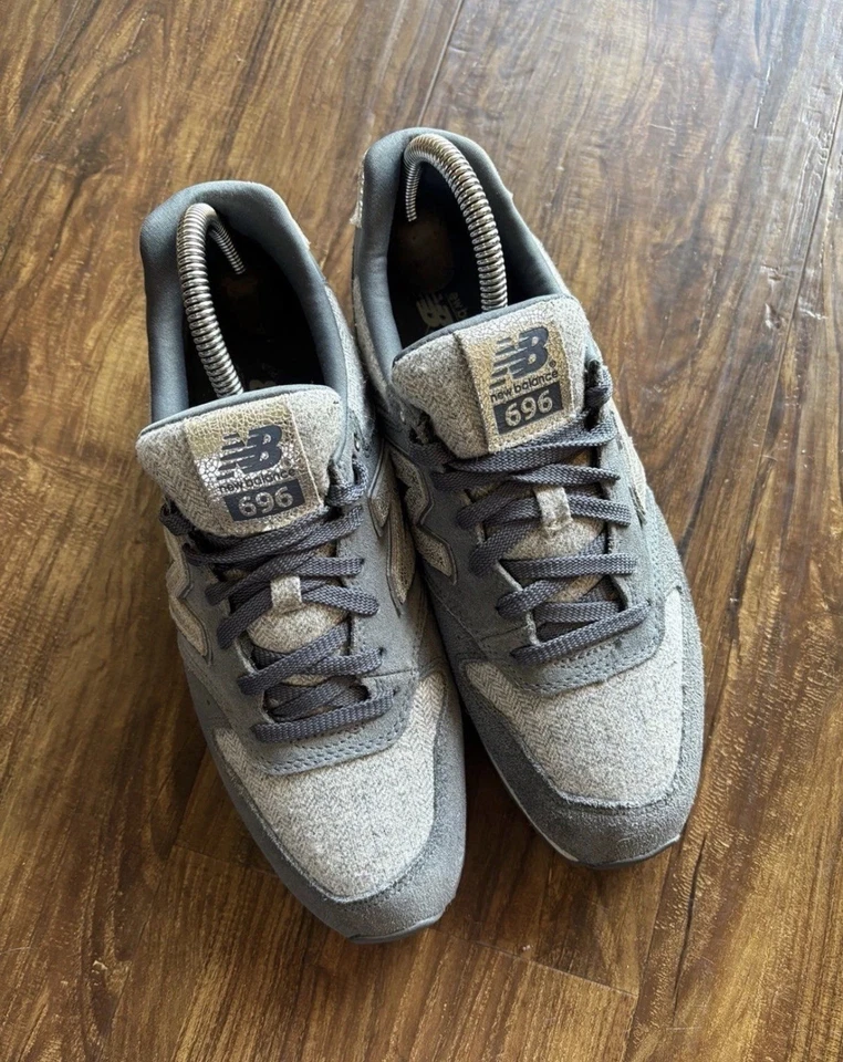 New Balance 696 Tomboy Foto 1 de 4