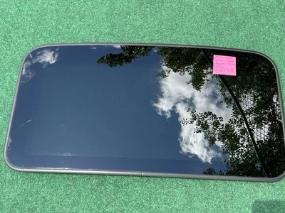 07-14 Chevy Avalanche Tahoe GMC Yukon Cadillac Escalade techo corredizo ventana de vidrio OEM Foto 1 de 4