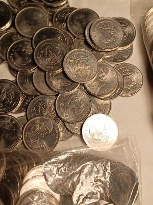 LOTE Moedas Mexicanas $1 "PESO" Anos 80 1 Libra Completa $1" PESO" (Não Centavos)! - Imagem 1 de 4