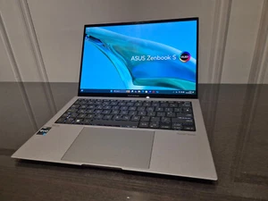 Asus ZenBook S 13 2.8k OLED UX5304VA - Intel Core i7-1355U 1.70Ghz - 16GB - 1TB - Foto 1 di 5