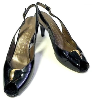 Zapatos de salón Bruno Magli de charol negro punta abierta talla 7B Foto 1 de 4