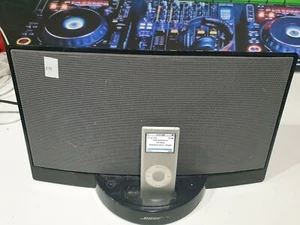 E131 Bose White SoundDock Digital Music System For iPod - Spares Repair no sound - Picture 1 of 8