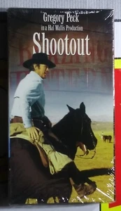 VHS Sealed - SHOOT OUT - Gregory Peck Unopened Western Movie . - Foto 1 di 6