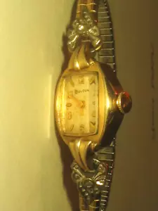 Orologio Bulova donna vintage oro laminato 10 carati con diamanti funzionante - Foto 1 di 4