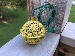 Vtg Renown CHRISTMAS Chirping BIRD Ball Ornament GOLD Electronic WORKS - Picture 1 of 4