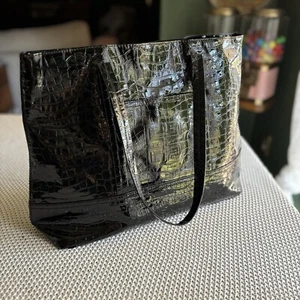 BG) Givenchy Parfums Black Faux Leather Fall Tote Hand Bag - Picture 1 of 7