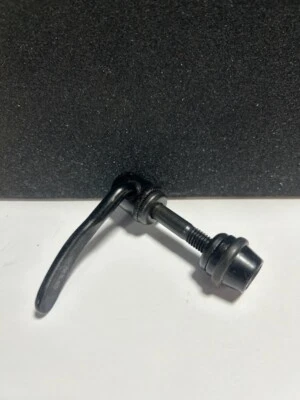 Carpeta de asiento de bicicleta de liberación rápida con palanca Sunlite 8 x 50-60 mm acero negro Foto 1 de 3