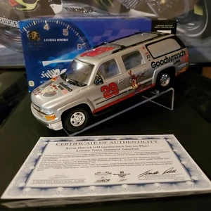 2001 Kevin Harvick #29 Goodwrench Looney Tunes slammed suburban. Nascar Diecast - Picture 1 of 5