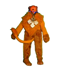 MEGO MAGO DE OZ 1974 LEÓN COBARDE CON TROFEO "CORAJE" FIGURA COMPLETA 8" (3 - Imagen 1 de 4