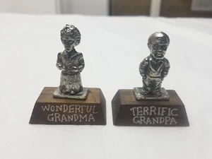 Grandpa & Grandma Miniature Trophies - Picture 1 of 5