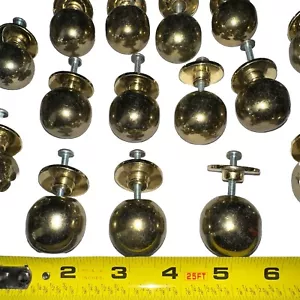 Messing schwerer Schubladenschrank rund Griff zieht Knöpfe Art Deco insgesamt 15 mit Schraube - Bild 1 von 9