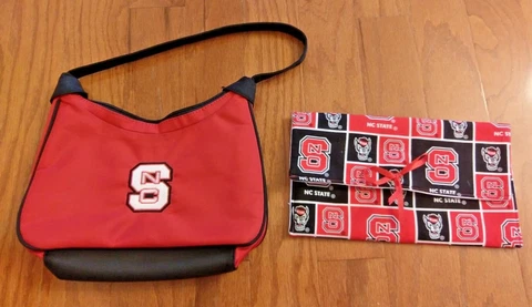 NORTH CAROLINA STATE (NC STATE) PURSE AND CLUTCH / MAKEUP BAG - TUFFY LOGO Cover