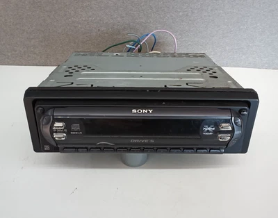 Sony CDX F5005X Original Coche Radio CD Receptor CDX-F5005X NO PROBADO Foto 1 de 4