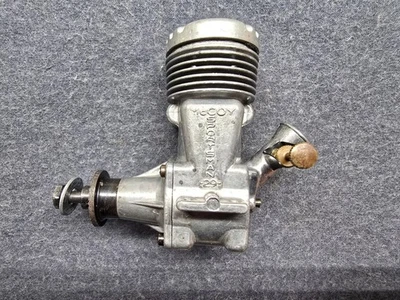 Motor de avión modelo CL/FF McCoy Sportsman 29 línea de control vuelo libre Foto 1 de 4