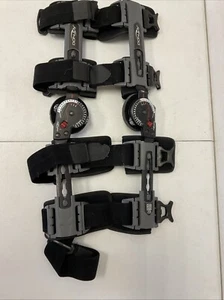 DonJoy X-ROM Knee Brace Hinged Adjustable Locking Extension Flexion - Picture 1 of 5