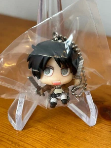 Attack on Titan Eren Yeager Kunststofffigur Schlüsselanhänger deformiert Chimi Char Maskottchen - Bild 1 von 5
