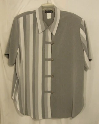 #8035 NICE! 'L.L. MARTIN' BUTTON DOWN TOP SIZE 24L - Image 1 of 3