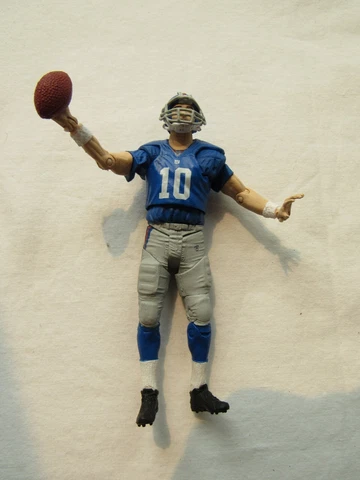 NEW YORK GIANTS ELI MANNING MINI ACTION FIGURE Cover