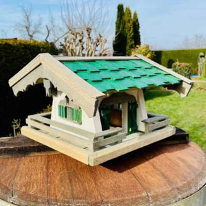 DARLUX Rechteckiges Vogel Futter Haus L Futterstelle aus Holz Vogelhaus Grün - Bild 1 von 5