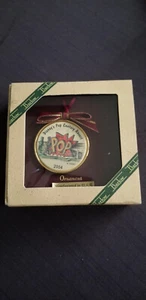Rare Disney World Resorts Pop Century 2004 Ornament Hand Painted Stephen Barlow - Picture 1 of 2