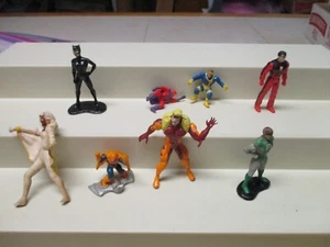 Lot Metal Plastic Marvel DC Toy Figures Green Lantern Cat Woman SuperHeroes J37 - Picture 1 of 6