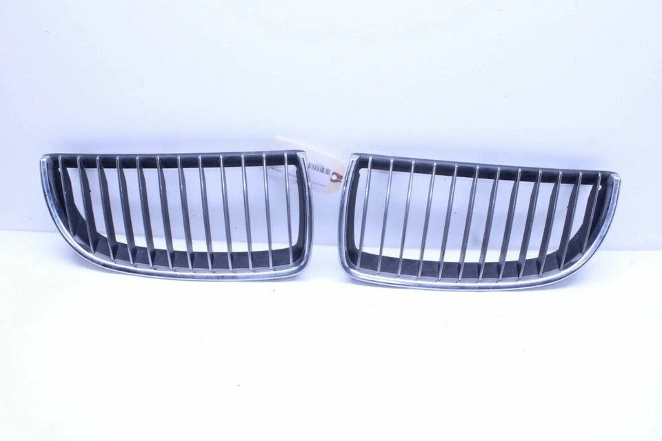 2006-2008 BMW 325i 328i 330i 335i Front Bumper Grille Right Left Pair OEM Used Foto 1 de 4