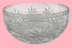 Vintage Unbranded Crystal Cut Glass Bowl Decorative Starburst Pattern - Picture 1 of 5