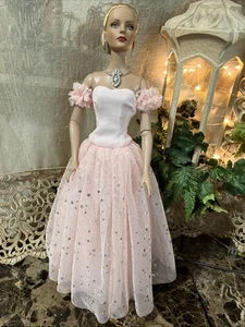 “Pink Perfection” Gown for 16” Tonner Tyler Wentworth Dolls. - Picture 1 of 7