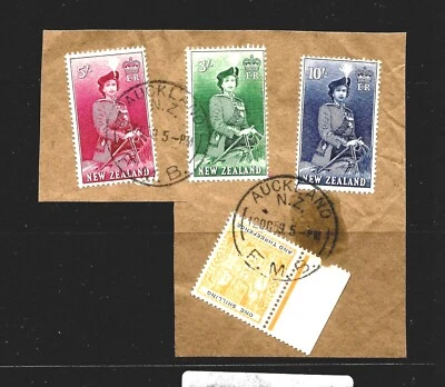 Новая Зеландия набор 1953 Q.Elizabeth II и 1931 тип оружия, на бумаге, U - Изображение 1 из 2