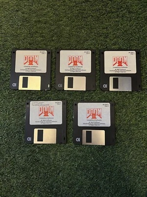 DOOM & DOOM 2 BUNDLE WITH MANUALS & STRATEGY GUIDE - ORIGINAL OWNER - RARE - Image 1 of 4