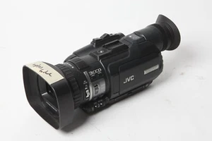 JVC GY-HM100U Compact Handheld 3CCD Camcorder BAD LENS OR OPTICS BLOCK - Imagen 1 de 4