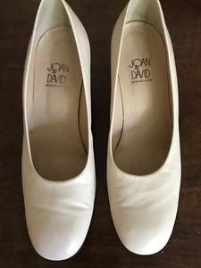 Joan & David 100%Leather (women's) Size 10 M  Classic Formal Shoes Color Bone - Picture 1 of 9
