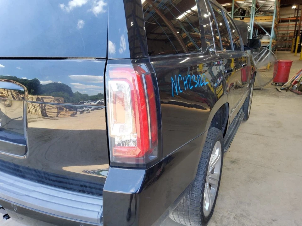 Luz trasera derecha pasajero para 15-20 YUKON 438142 Foto 1 de 1