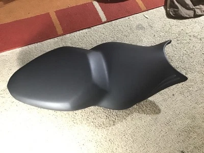 Оригинальное сиденье BMW K1300S K1200S от модели HP. Очень хороший.  - Изображение 1 из 4