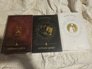 Fairyloot Book Box Caraval Trilogy Signed Embossed Endpapers - Imagen 1 de 11