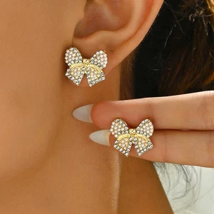 Fashion Womens White Faux Pearl Rhinestone Stud Earrings Elegant Jewelry Gift - Picture 1 of 5