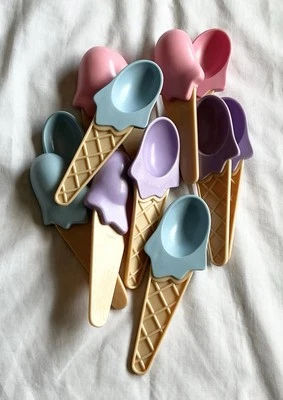 VTG Set of 12 Kids Plastic Ice Cream Cone Spoons Summer Party Dessert Read Descr - Image 1 of 4