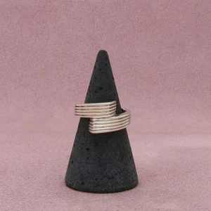 sterling silver ridged geometric ring size 6 - Picture 1 of 3