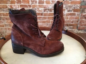 Miz Mooz NYC Brown Distressed Leather Sloanne Lace Up Ankle Boots 42 10.5-11 New - Picture 1 of 4
