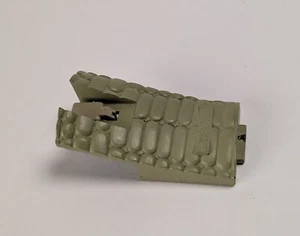 1988 Tyco Dino Riders Triceratops Batteriedeckel Zubehörteil Teil Waffe - Bild 1 von 2