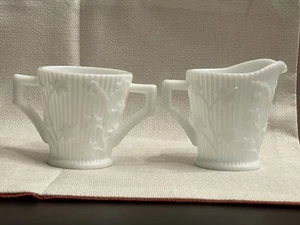 Westmoreland Morning Glory Sugar And Creamer Milk Glass White - Imagen 1 de 17