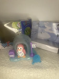 Digi PENGUINS - PINK PARKER- Igloo Playset - Interactive Toy SOUNDS & MOVEMENT - Picture 1 of 5