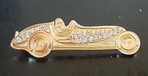 18ct gold and 31 diamond 1950s classic racing car brooch / pin / lapel pin - Imagen 1 de 11