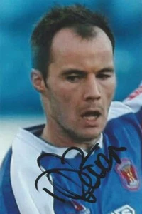 FOTO DE ACCIÓN 6x4 firmada por David Raven de Carlisle: + certificado de autenticidad - Imagen 1 de 1