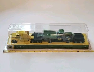 John Deere Hauler Yellow Semi with Tractor Diecast Model 37382 Tomy Collectible - Picture 1 of 4